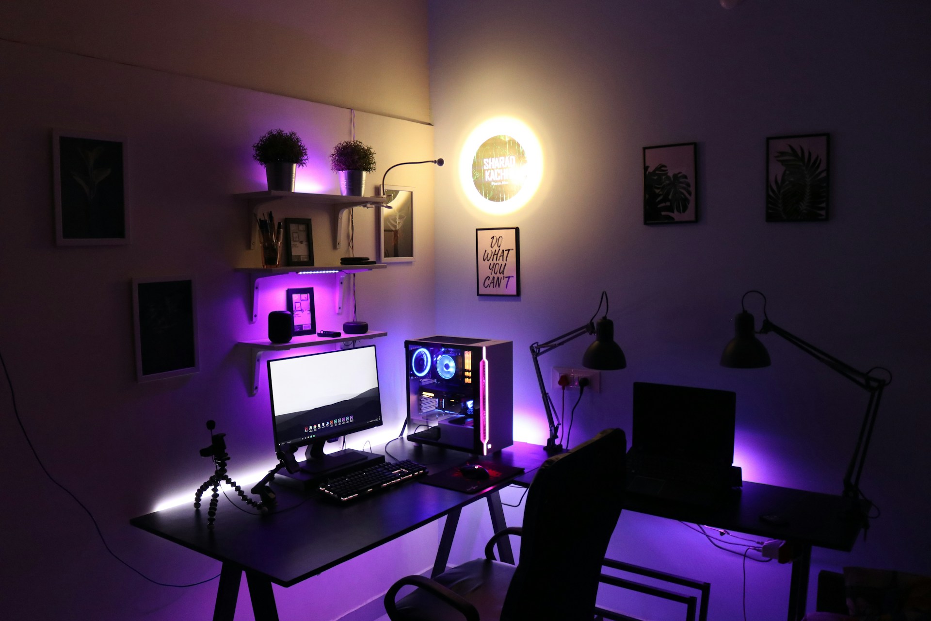 Gaming-Zimmer einrichten: 9 Tipps für eine gemütliche Man Cave ...