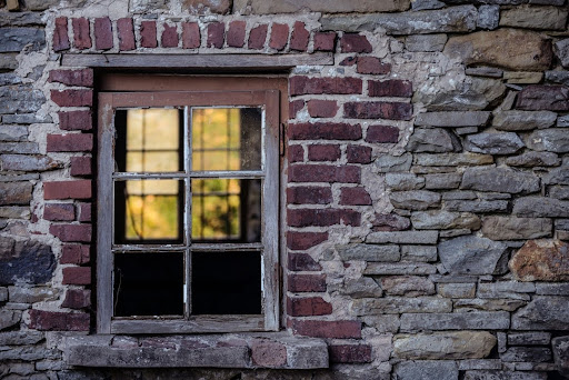 Fenstersanierung im Altbau: Mehr als nur ein neues Fenster – Ihr Weg zu Wohnkomfort und Effizienz